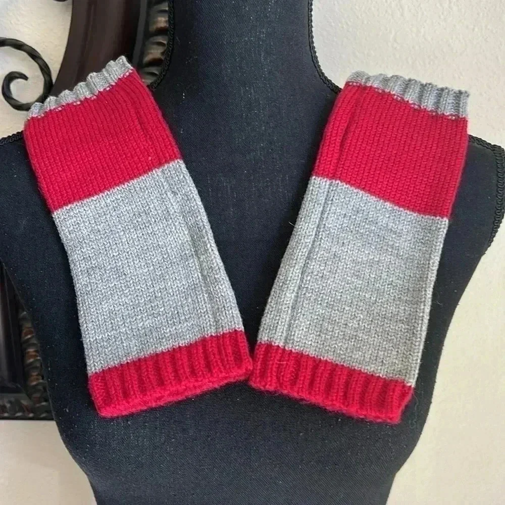 LFingerless Unbranded Women’s Hand Warmers Red Gray Knit with Robin Chick…